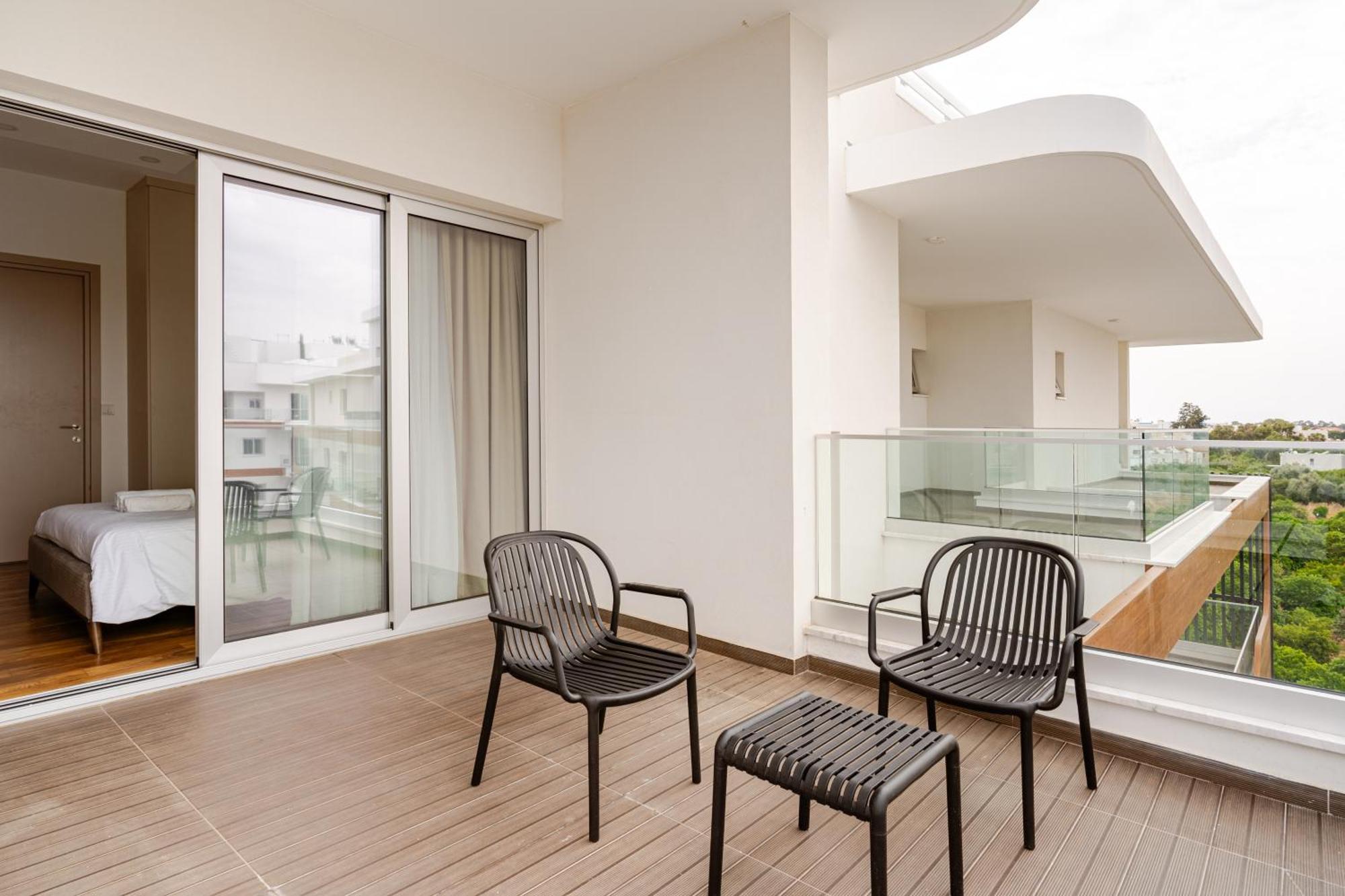 Yamas Urban Living Zakaki Pool Penthouses & Apartments Limassol Exterior foto